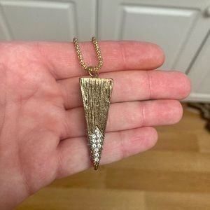 New ⭐️ Gold & Clear Stone Triangle Pendant Necklace